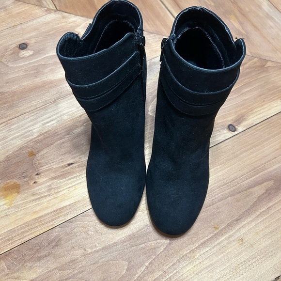 JustFab Shoes - JustFab Sleek Black Ankle Booties